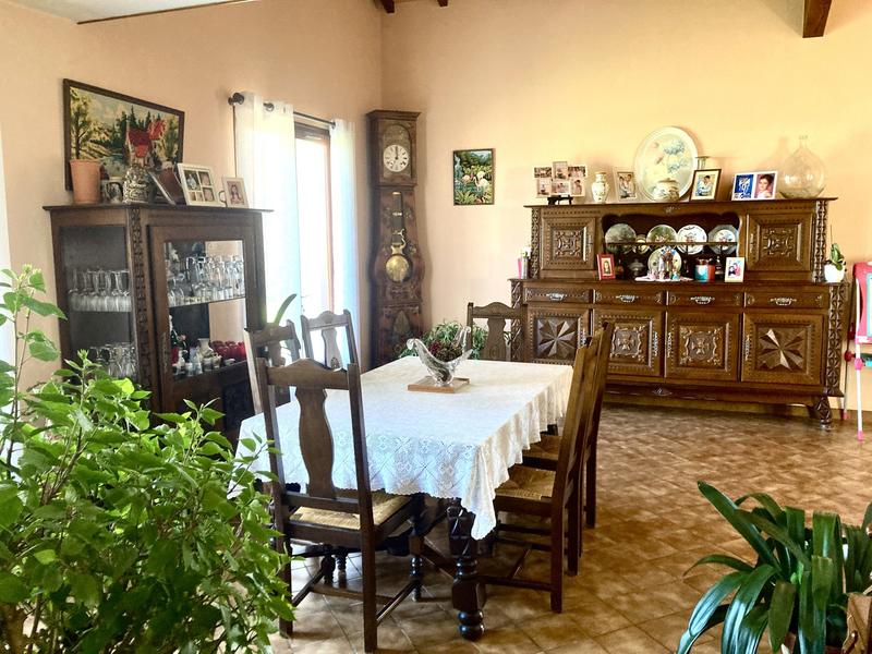 Maison - 192 m² - 10 pièces