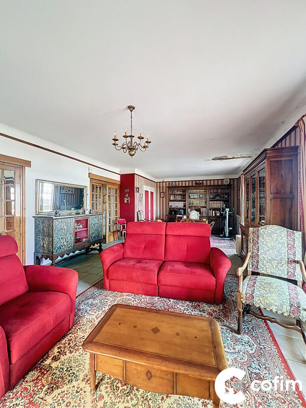 Appartement - 115 m² - 4 pièces