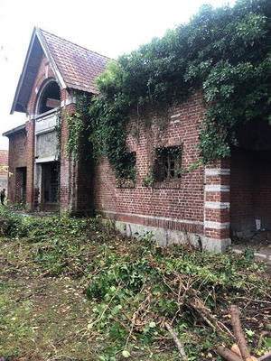 Maison - 200 m² - 5 pièces