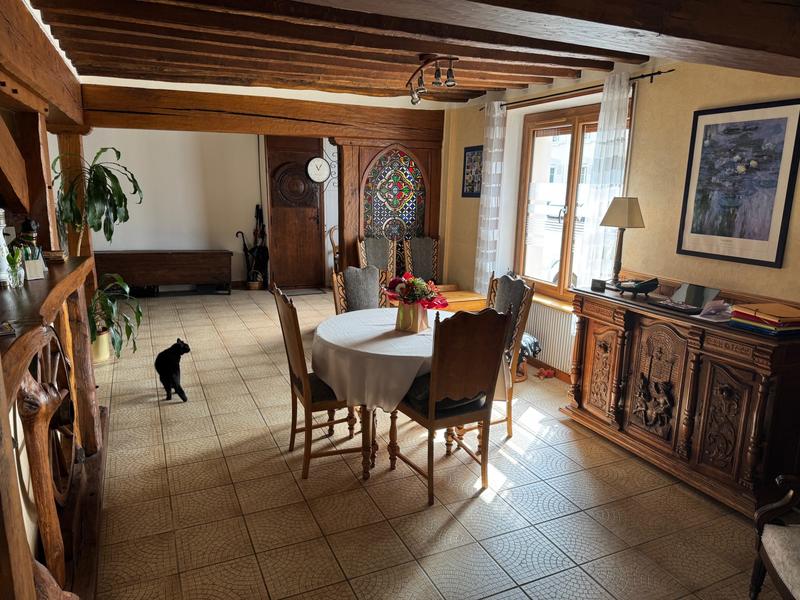 Maison ancienne - 194 m² - 7 pièces