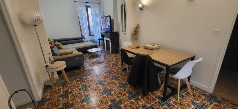 Appartement - 90 m² - 4 pièces