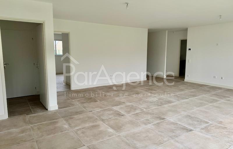 Maison - 122 m² - 4 pièces