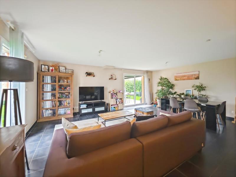 Maison - 102 m² - 6 pièces