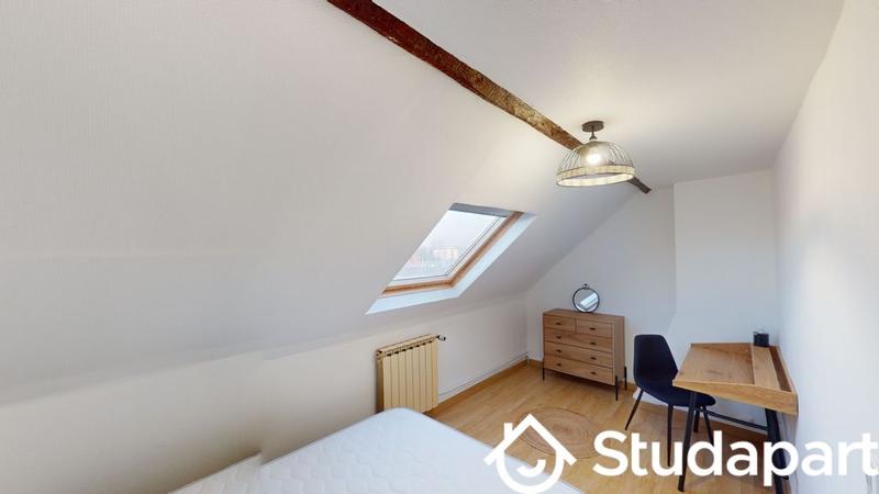 Chambre - 82 m² - 1 pièce