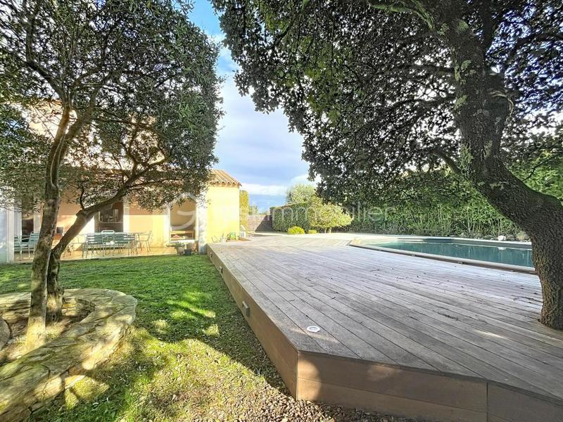 Maison - 98 m² - 4 pièces