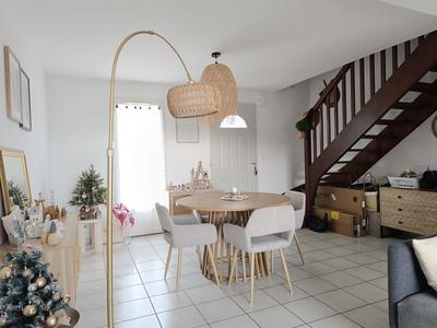 Maison - 85 m² - 4 pièces