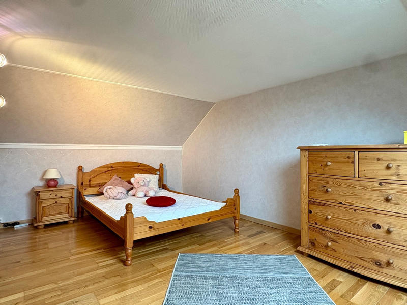 Maison traditionnelle - 138 m² - 6 pièces