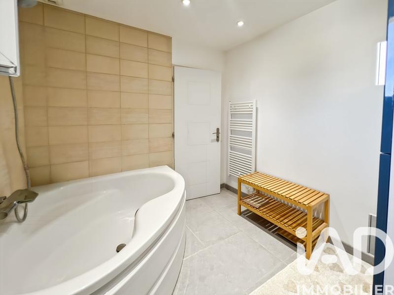 Maison - 164 m² - 5 pièces