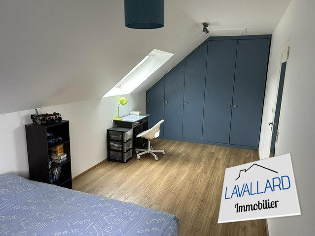 Maison - 180 m² - 6 pièces