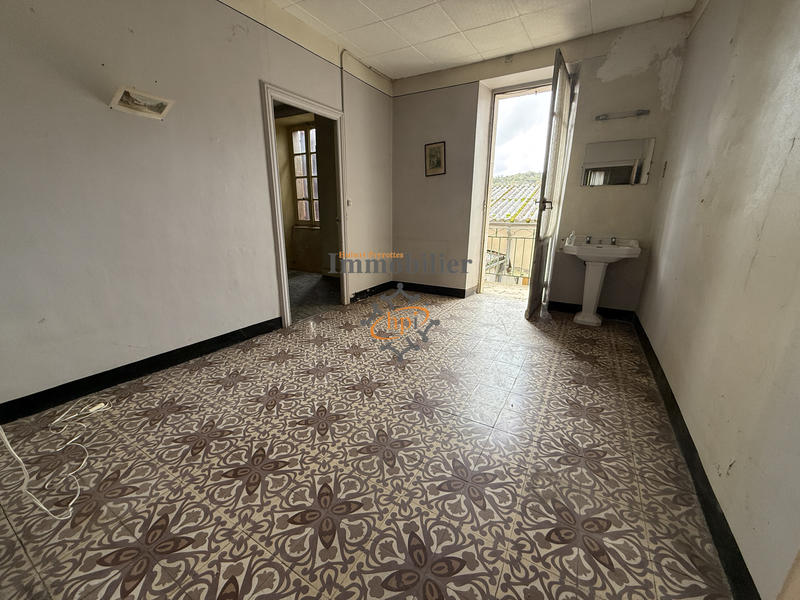 Appartement - 160 m² - 4 pièces