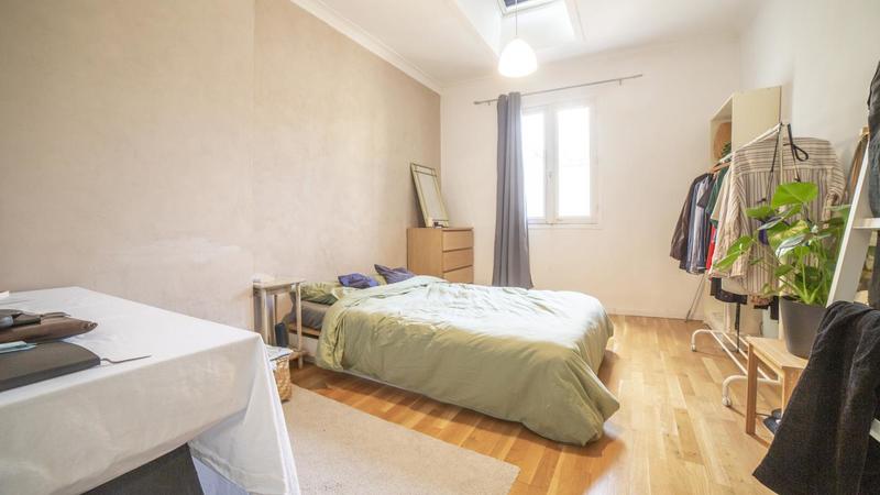 Appartement ancien - 89 m² - 4 pièces