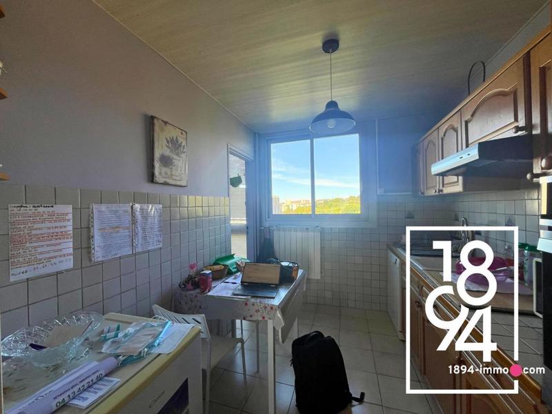 Appartement - 81 m² - 4 pièces