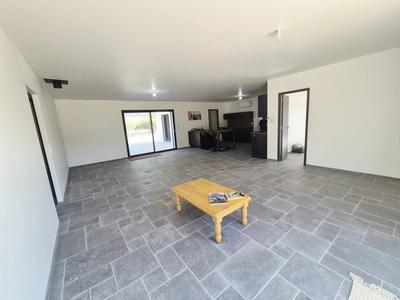 Maison - 144 m² - 4 pièces