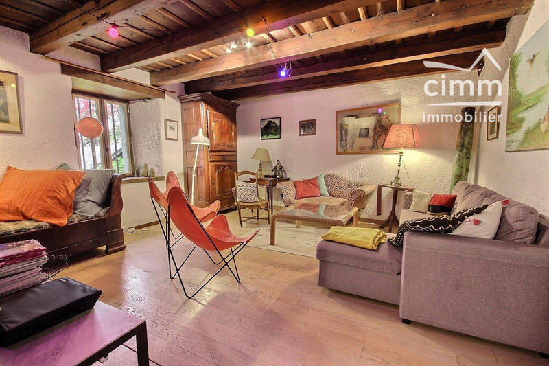 Maison ancienne - 177 m² - 6 pièces