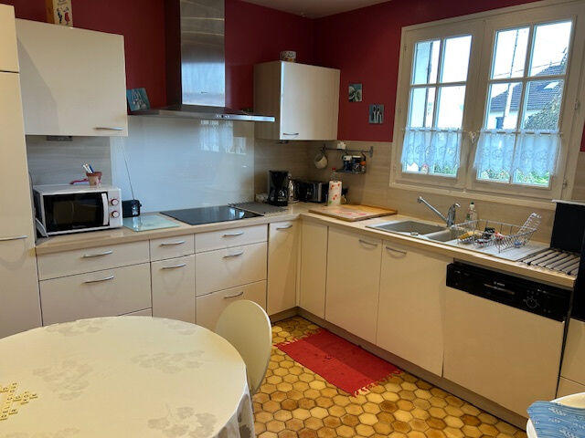 Maison - 106 m² - 6 pièces