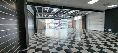 Immeuble - 175 m² - 1 pièce