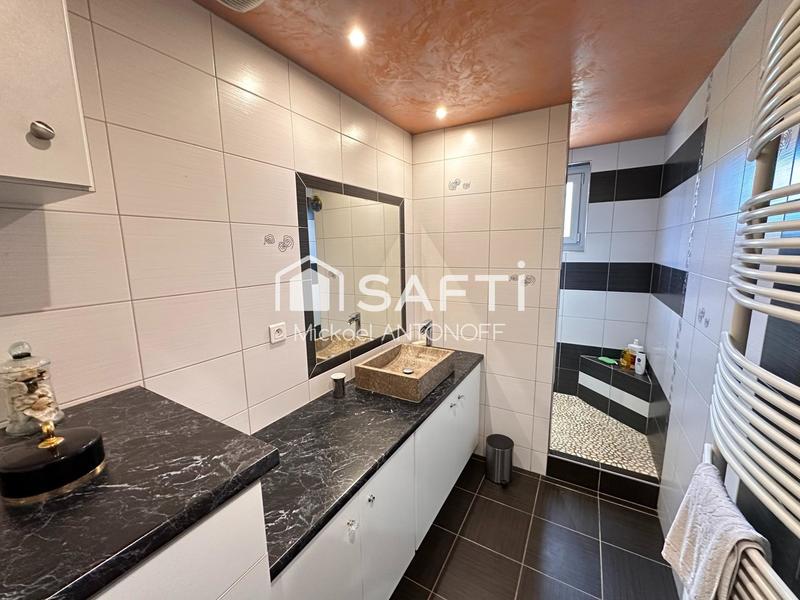 Maison - 112 m² - 4 pièces