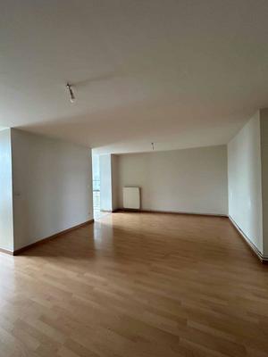 Appartement - 94 m² - 4 pièces