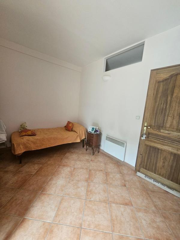 Villa - 345 m² - 14 pièces