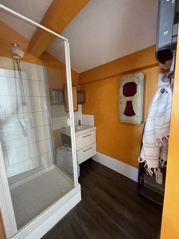 Villa - 210 m² - 9 pièces