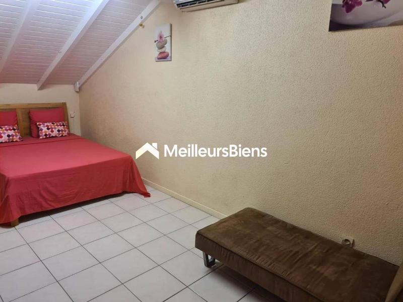 Villa - 90 m² - 4 pièces