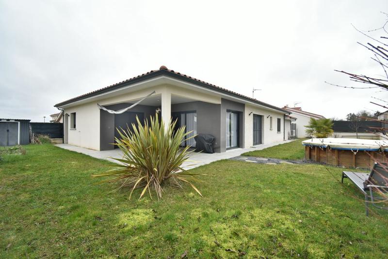 Maison - 110 m² - 4 pièces