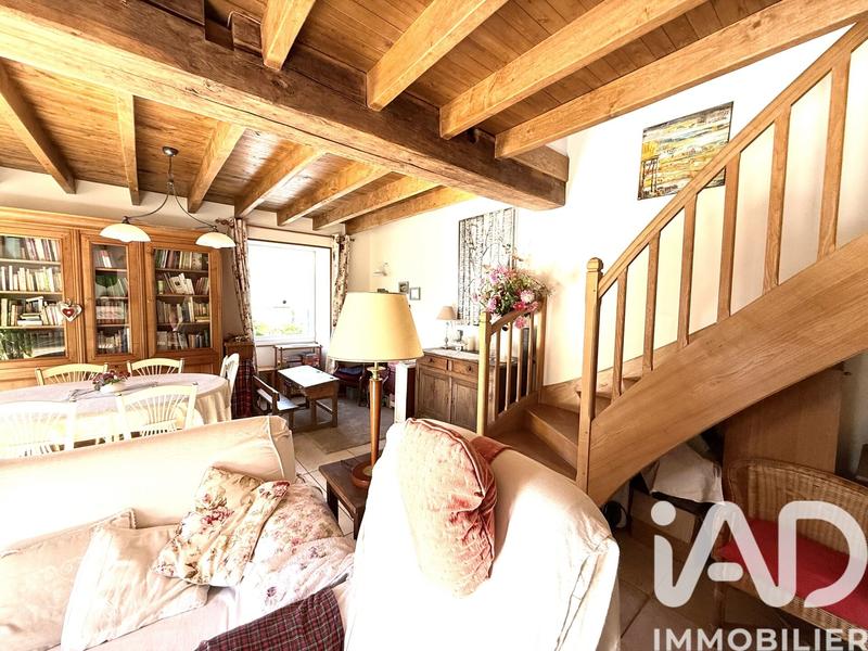 Maison - 111 m² - 6 pièces