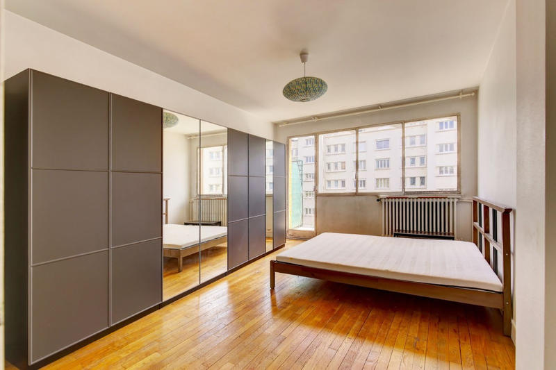 Appartement - 100 m² - 4 pièces