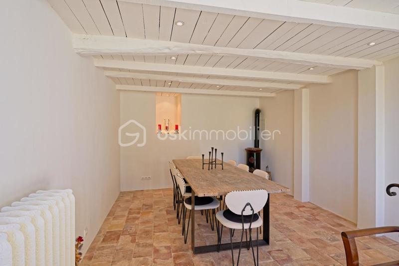 Corps de ferme - 355 m² - 9 pièces