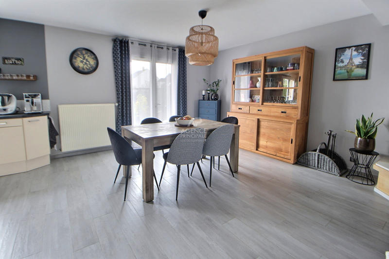 Maison - 134 m² - 6 pièces