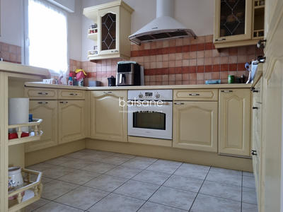 Maison contemporaine - 215 m² - 9 pièces