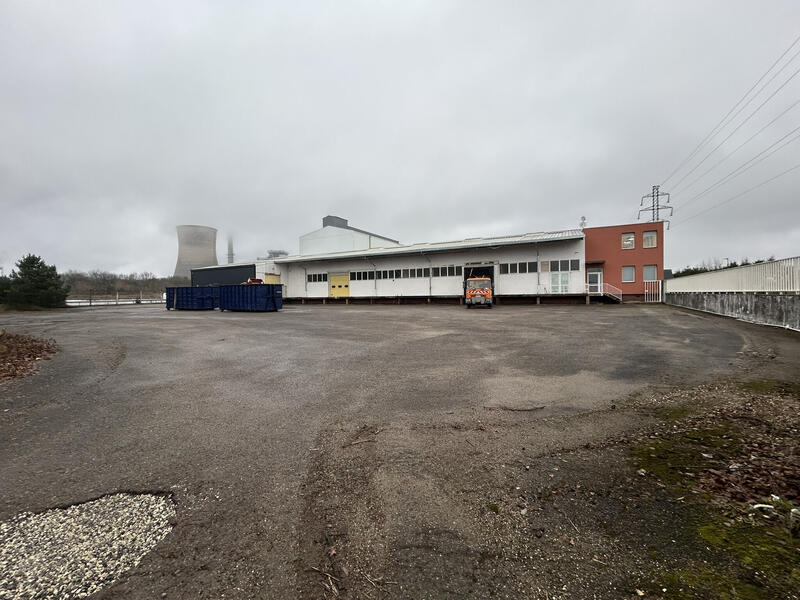 Local commercial - 2 248 m²