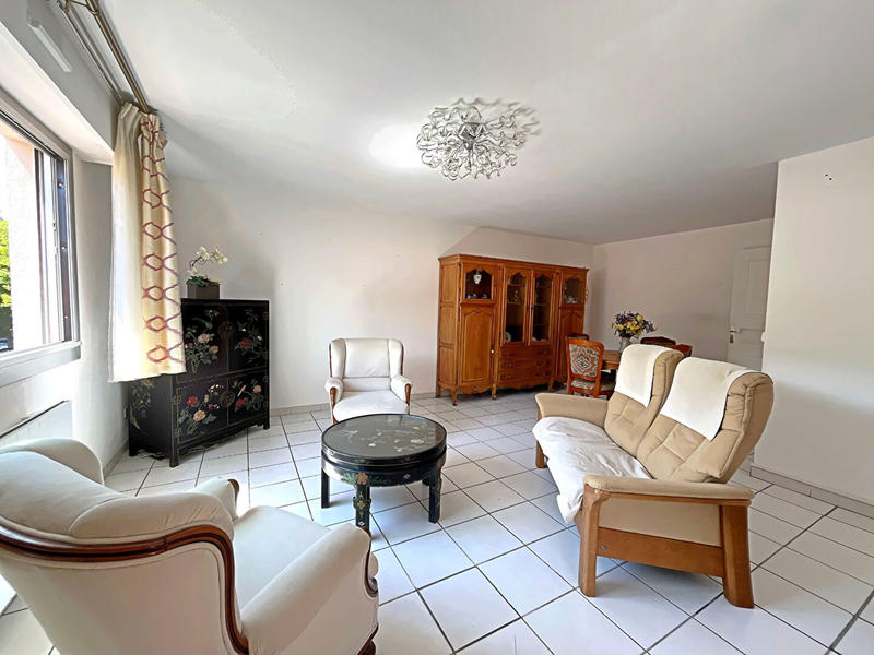 Appartement - 81 m² - 3 pièces