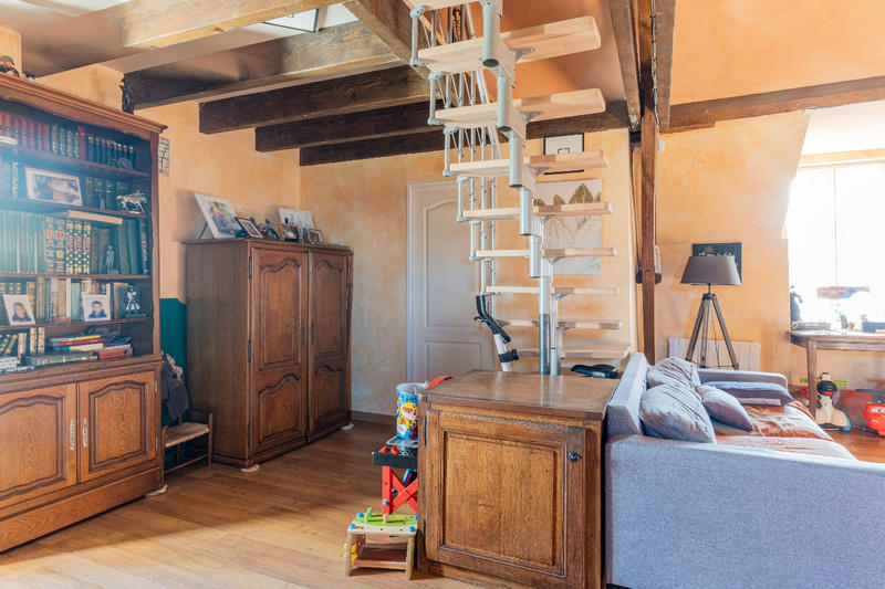 Local commercial - 158 m² - 5 pièces