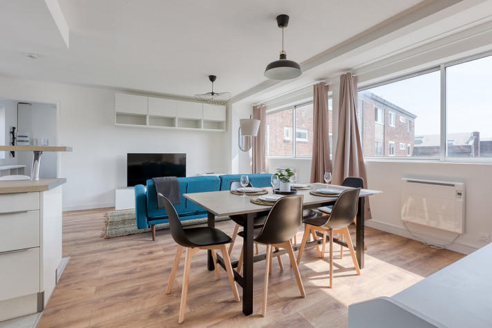 Appartement - 100 m² - 5 pièces