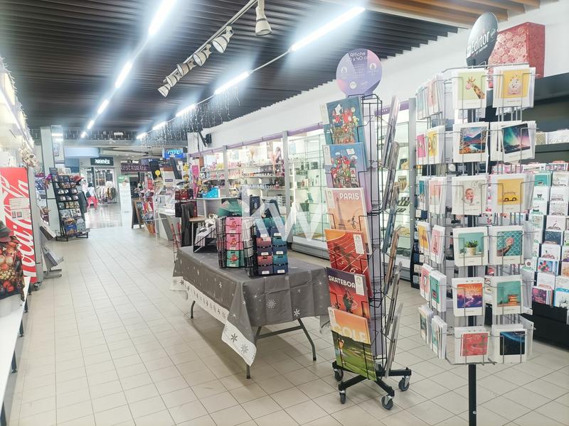 Fonds de commerce - Magasins - 120 m²