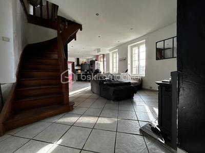 Maison - 82 m² - 6 pièces