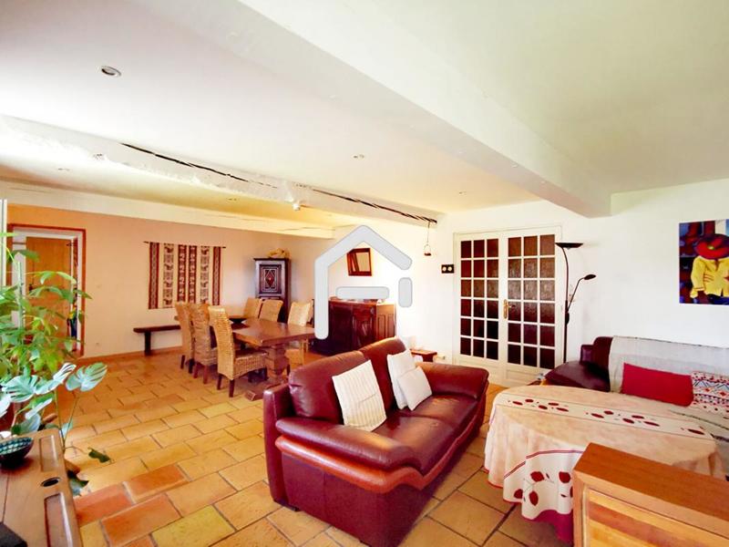 Corps de ferme - 160 m² - 4 pièces