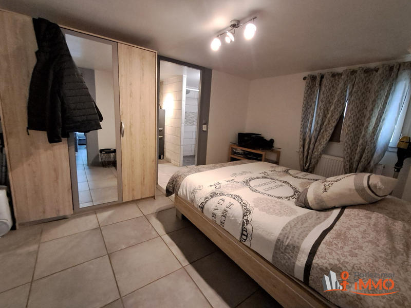 Villa - 212 m² - 6 pièces