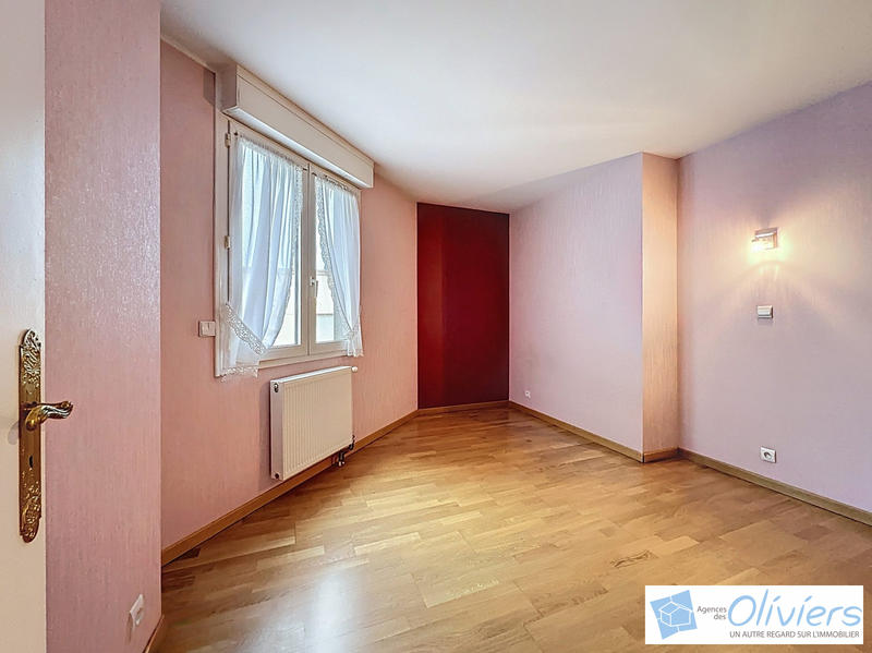Appartement - 87 m² - 4 pièces
