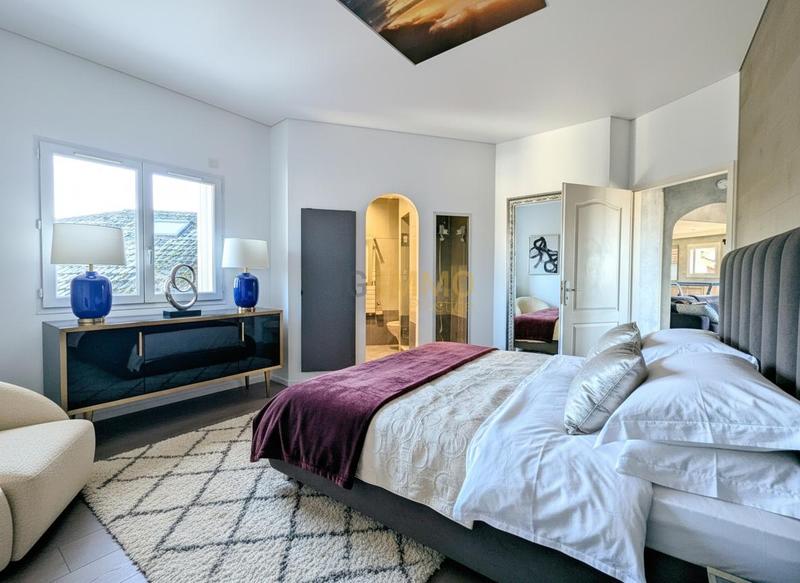 Appartement - 96 m² - 3 pièces