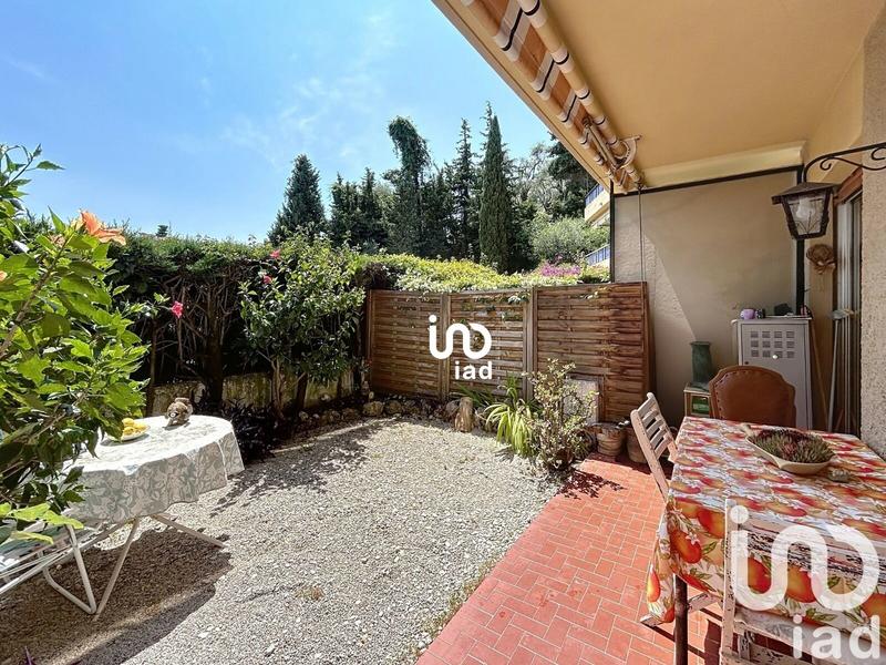 Studio - 25 m² - 1 pièce