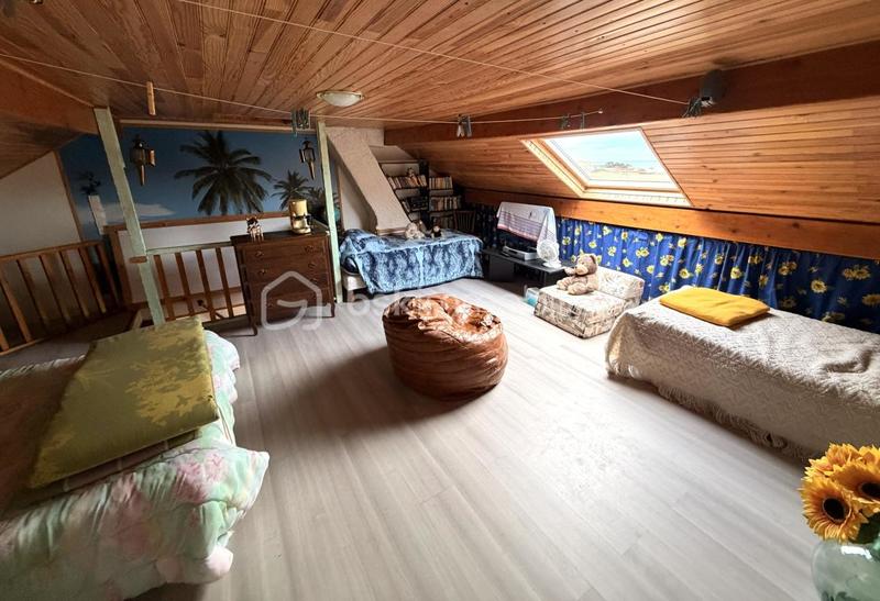 Maison traditionnelle - 85 m² - 3 pièces