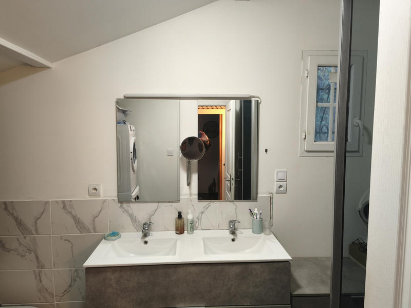 Propriété - 245 m² - 22 pièces