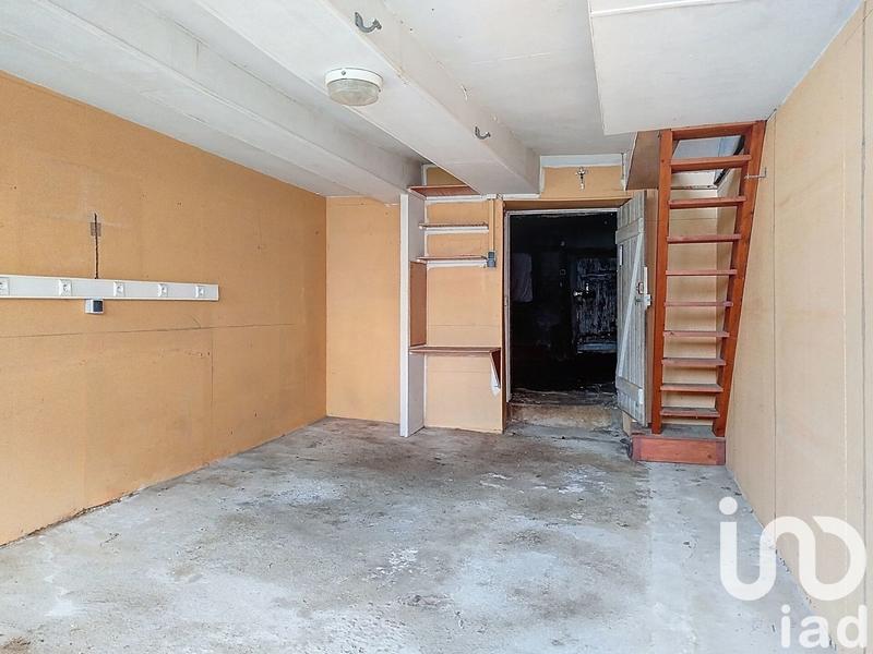 Maison - 179 m² - 9 pièces