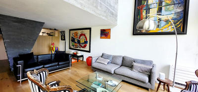 Maison - 245 m² - 10 pièces