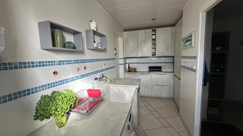 Villa - 241 m² - 8 pièces