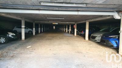 Parking - 16 m²