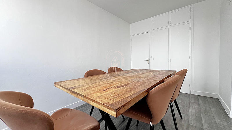 Appartement - 86 m² - 4 pièces