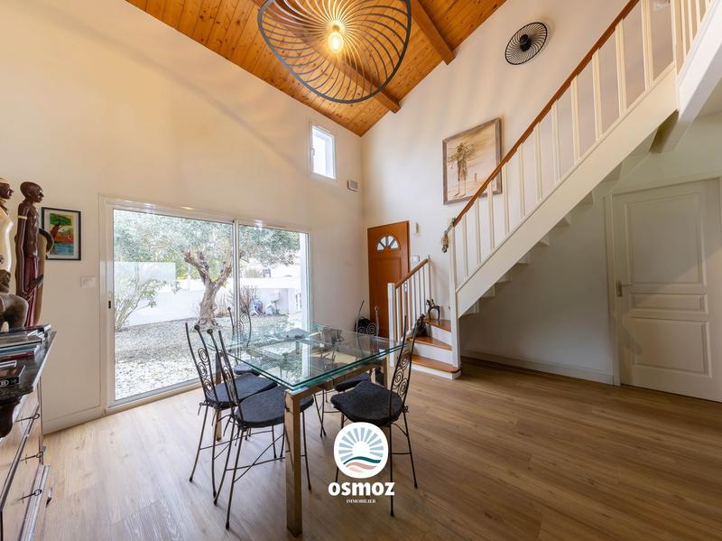 Maison traditionnelle - 133 m² - 6 pièces